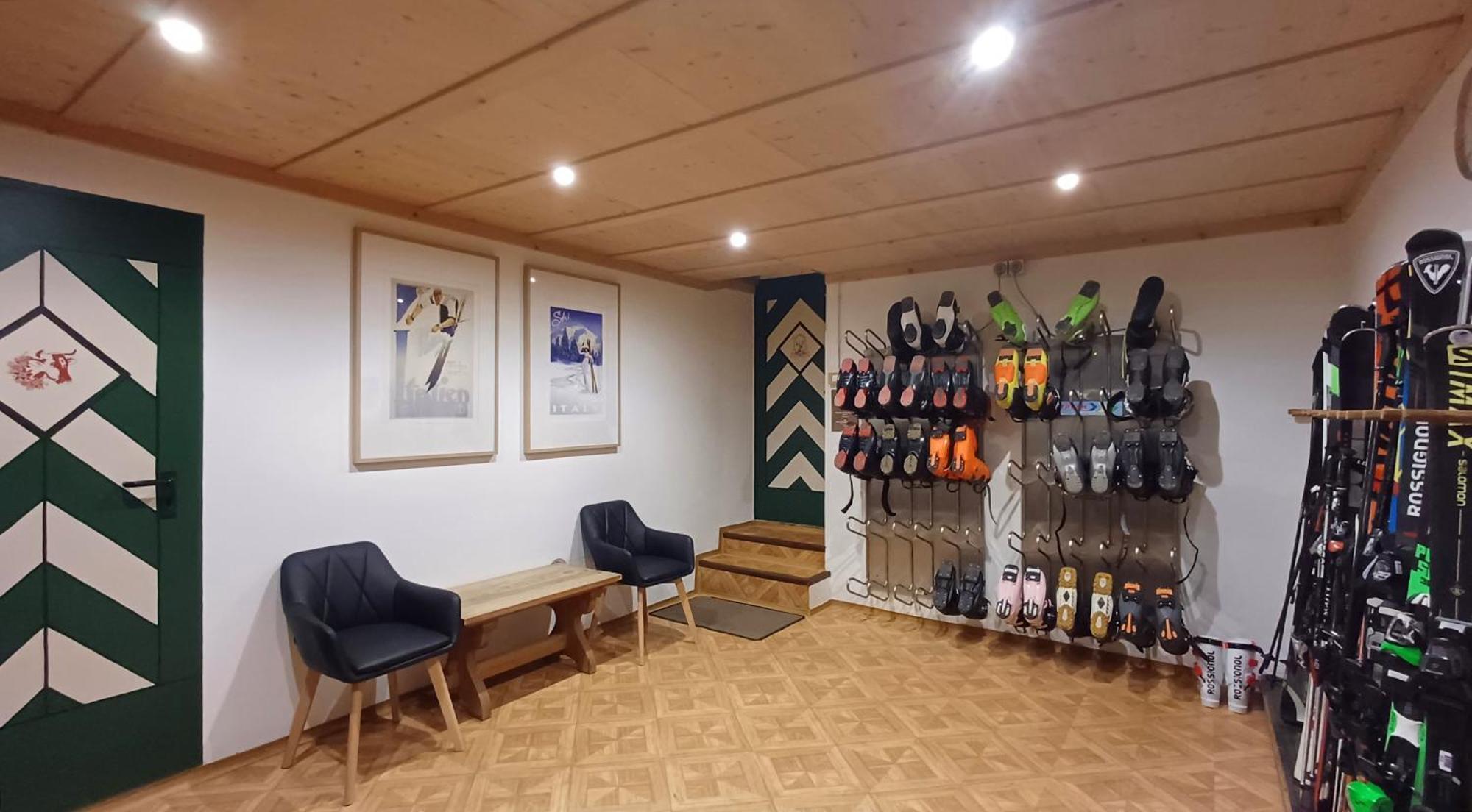 Albergo Majorka Каназей Екстериор снимка